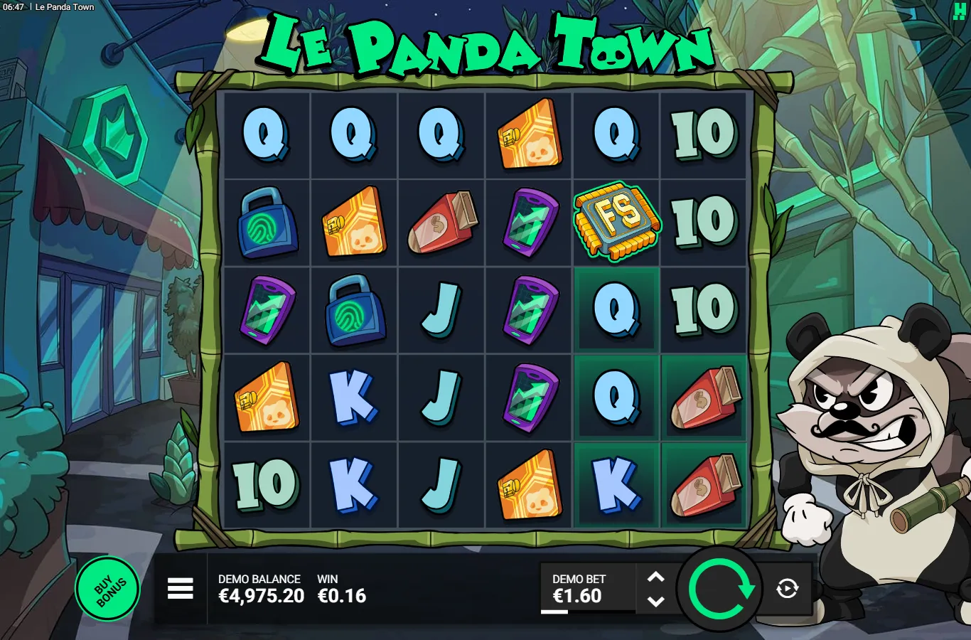 Le Panda Town 6x5 cluster grid paying a tenth of the stake and tinting the squares behind the cluster
